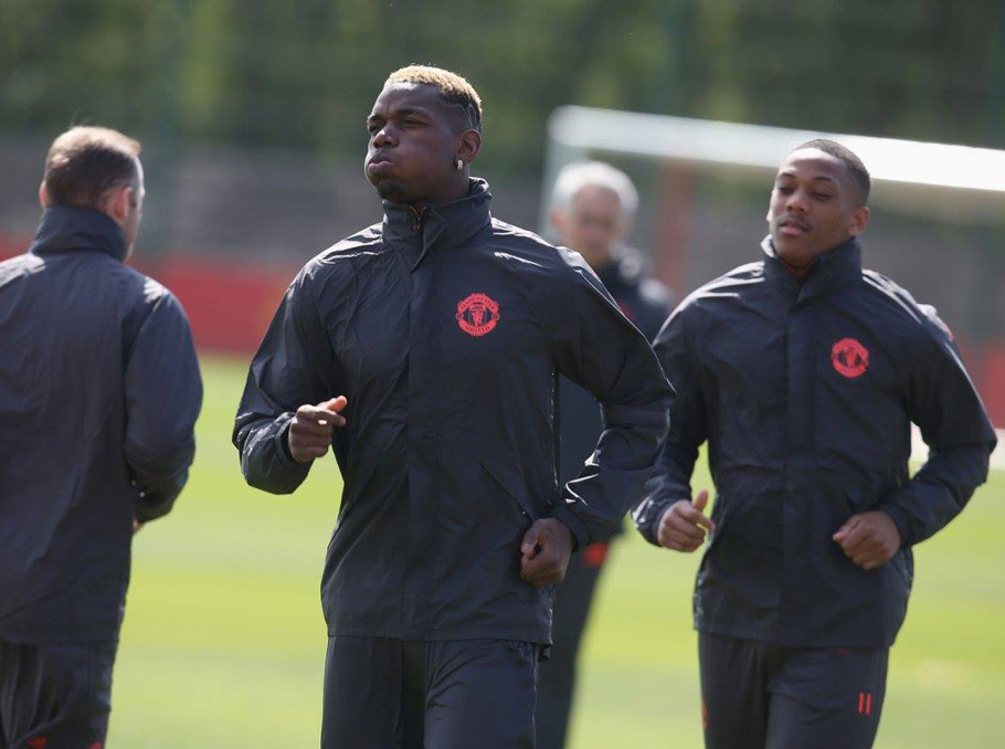 Manchester United injury problems ease on eve of clash with Celta Vigo