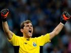 Iker Casillas sets new record in Europa League   